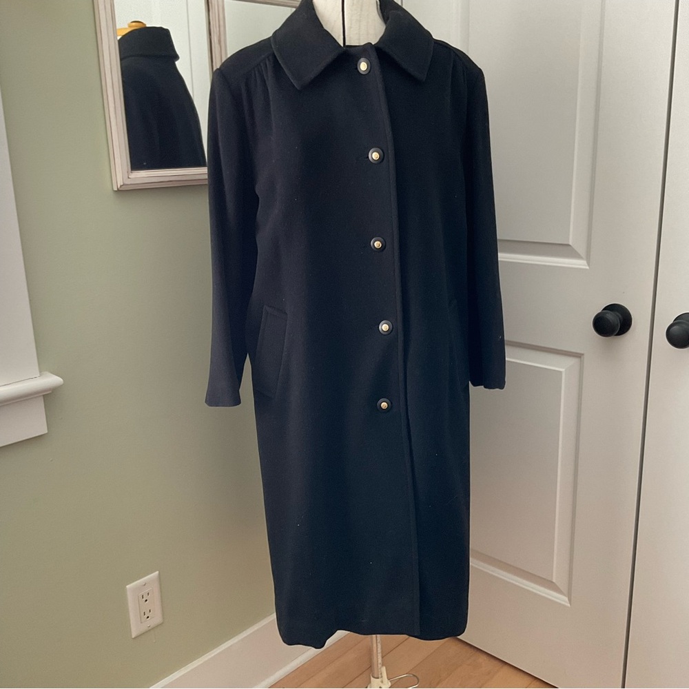 WOMEN VINTAGE BLACK TRENCH COAT, WOOL, SIZE: 16 BUT CHECK MEASUREMENTS FOR FIT.